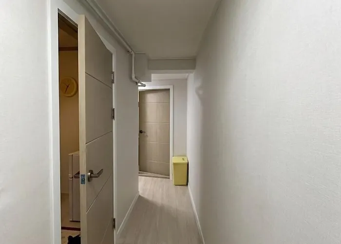 Villa Near Gyeongbok Palace I Free Luggage Storage I Early Check-in